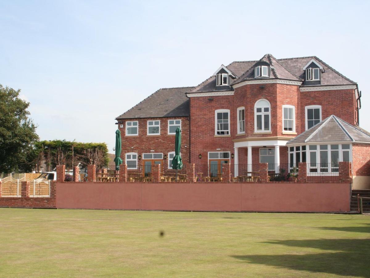 ホテル The Corbet Arms Uffington  エクステリア 写真